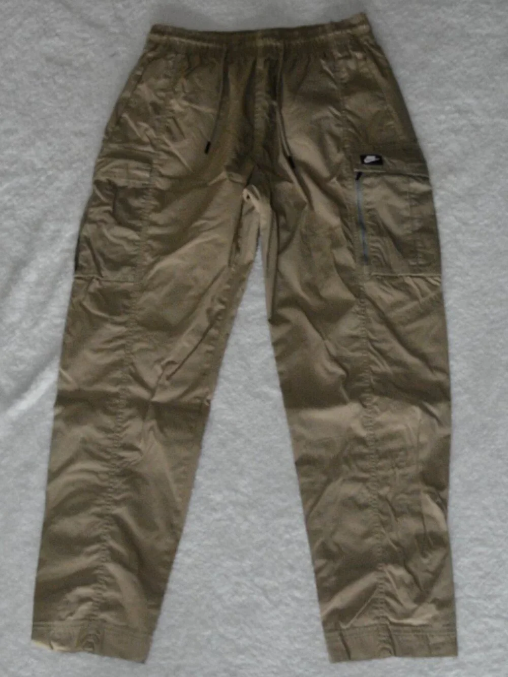 Nike Men's Tech Unlined Woven Trousers Cargo pocket size Large Khaki